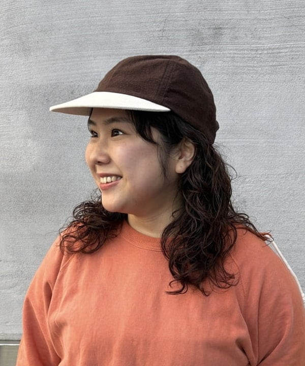 イガラシさんの「BEAMS WOMEN｜【別注】WAREHOUSE & CO. / セコハン 後付け フーディー」を使ったコーディネート