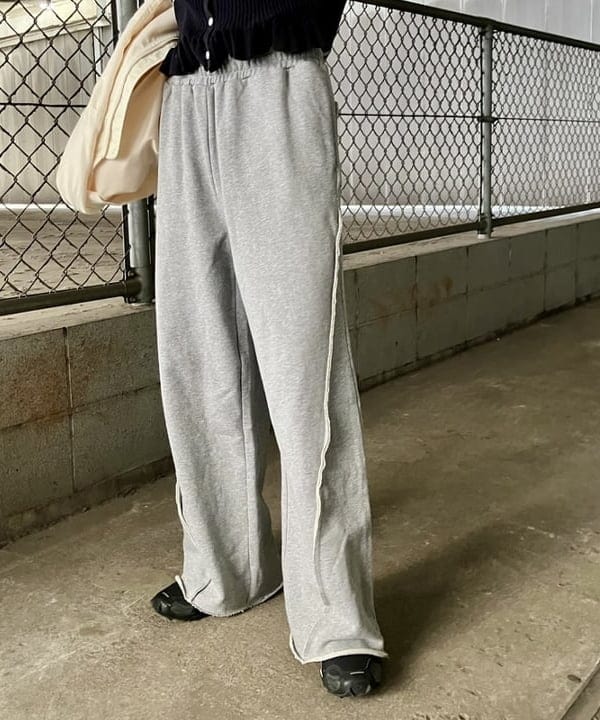 むりょさんの「BEAMS WOMEN｜リブ マルチボーダー カーディガン」を使ったコーディネート