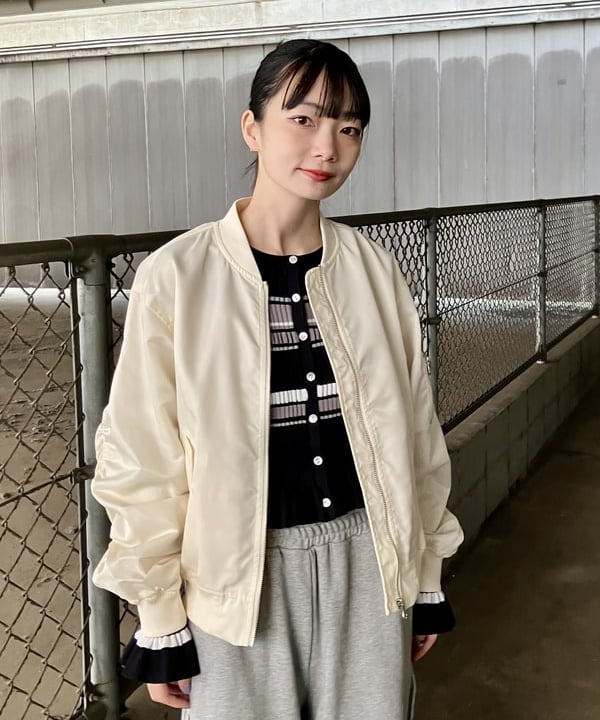 むりょさんの「BEAMS WOMEN｜リブ マルチボーダー カーディガン」を使ったコーディネート