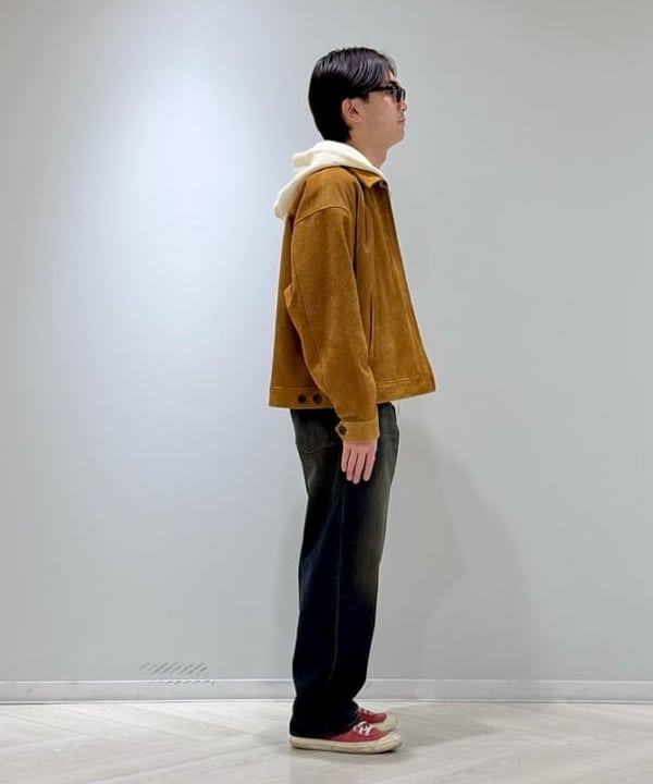 山下 勝利さんの「BEAMS WOMEN｜BEAMS / ワイドフィット デニムパンツ」を使ったコーディネート