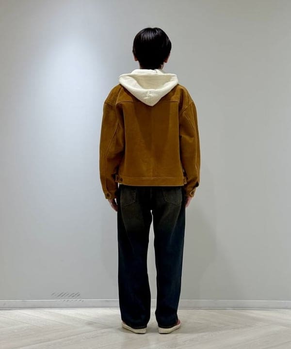 山下 勝利さんの「BEAMS WOMEN｜BEAMS / ワイドフィット デニムパンツ」を使ったコーディネート