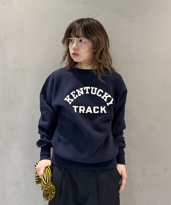 ナツハさんの「BEAMS WOMEN｜Champion / ロゴ リバースウィーブ(R) クルーネック スウェットシャツ」を使ったコーディネート