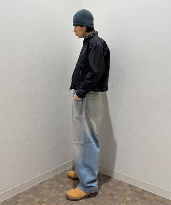 配島 孝明さんの「BEAMS WOMEN｜ユーズド加工 レザージップブルゾン」を使ったコーディネート