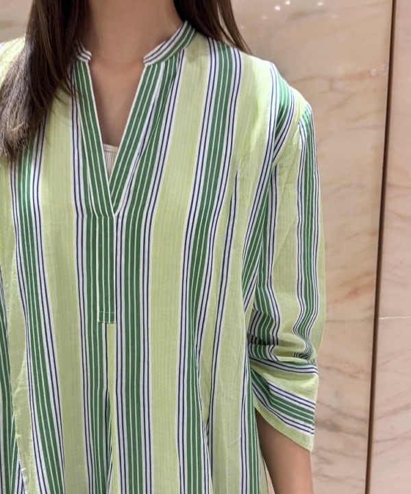 茂野 真楓さんの「BEAMS WOMEN｜ne Quittez pas / ボイル ストライプ パネル ワンピース」を使ったコーディネート