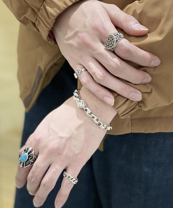 植木 竜也さんの「BEAMS WOMEN｜Dermizax (TM) リバーシブル ダウンジャケット」を使ったコーディネート