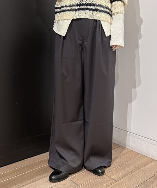 ando naoさんの「BEAMS WOMEN｜ラッフル カーディガン」を使ったコーディネート