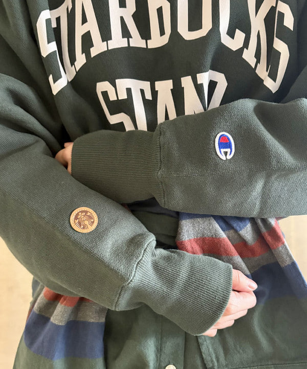 みりさんの「ビッグ タータン バスク シャツ」を使ったコーディネート