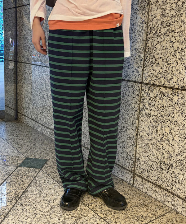 ばるたんさんの「BEAMS WOMEN｜シアー ナンバリング フットボール」を使ったコーディネート