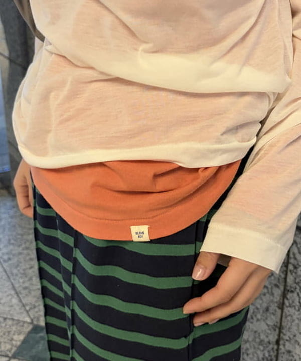 ばるたんさんの「BEAMS WOMEN｜シアー ナンバリング フットボール」を使ったコーディネート