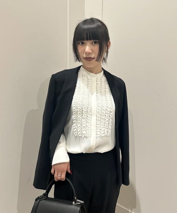 大槻 まひろさんの「BEAMS WOMEN｜トリアセ 1タック パンツ＊」を使ったコーディネート
