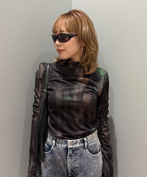 まゆちゃんさんの「BEAMS WOMEN｜コーデュロイ 5ポケット ワイド パンツ」を使ったコーディネート