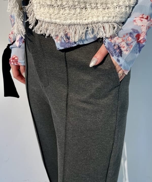 カタヤマ アヤさんの「BEAMS WOMEN｜」を使ったコーディネート