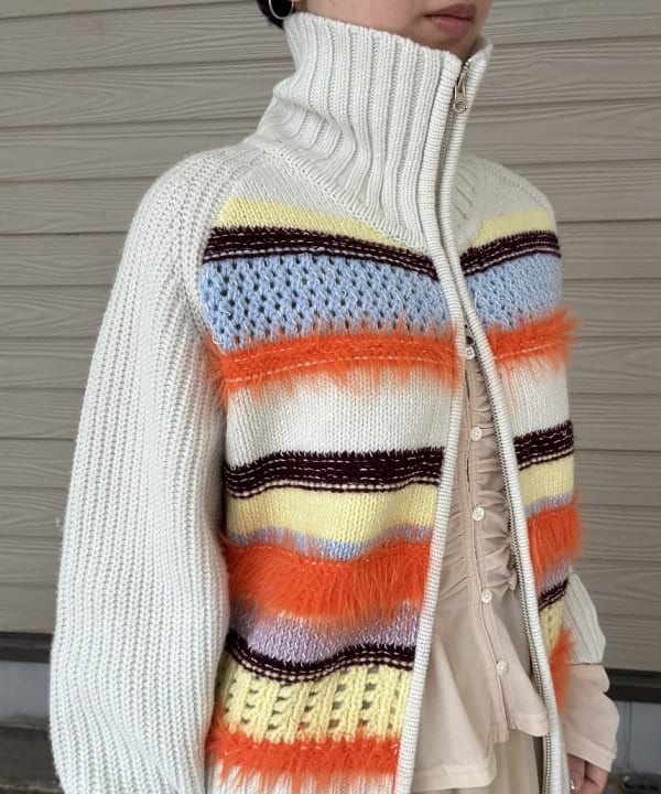 森川 夏衣さんの「BEAMS WOMEN｜シアー ティアード スカート」を使ったコーディネート