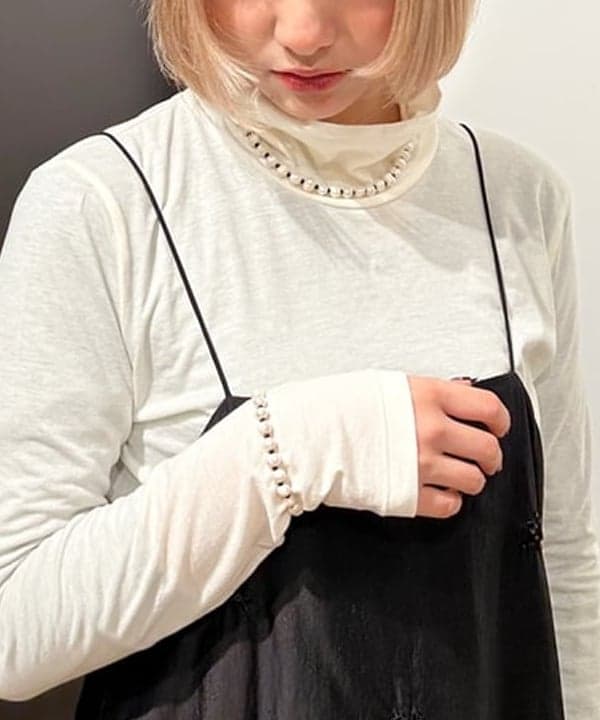 佐藤 亜美さんの「BEAMS WOMEN｜ジャカード 中綿 スタンド ブルゾン」を使ったコーディネート