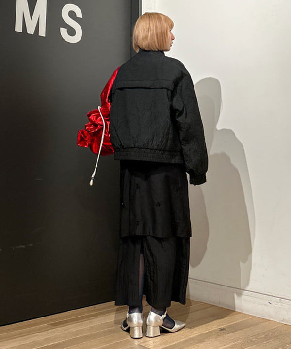 佐藤 亜美さんの「BEAMS WOMEN｜ジャカード 中綿 スタンド ブルゾン」を使ったコーディネート