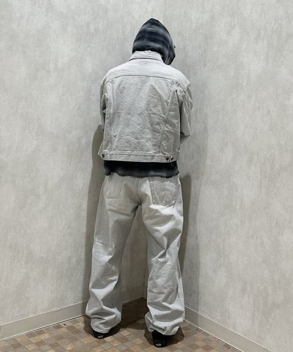 吉田 洸輝さんの「BEAMS WOMEN｜ワイドショート ダメージ デニム ジャケット」を使ったコーディネート