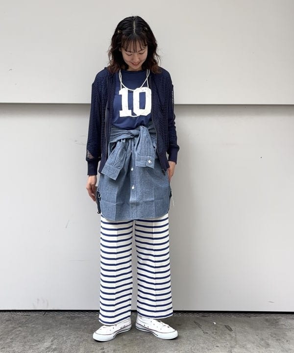 み　う　ちさんの「BEAMS WOMEN｜【別注】BUZZ RICKSON'S / シャンブレー ロングスリーブ シャツ」を使ったコーディネート