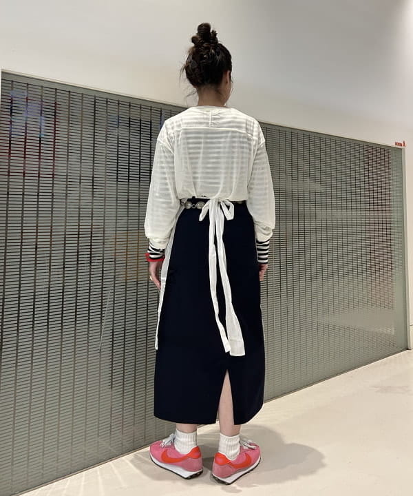 清水 彩乃さんの「BEAMS WOMEN｜ダブルニー タイト スカート」を使ったコーディネート