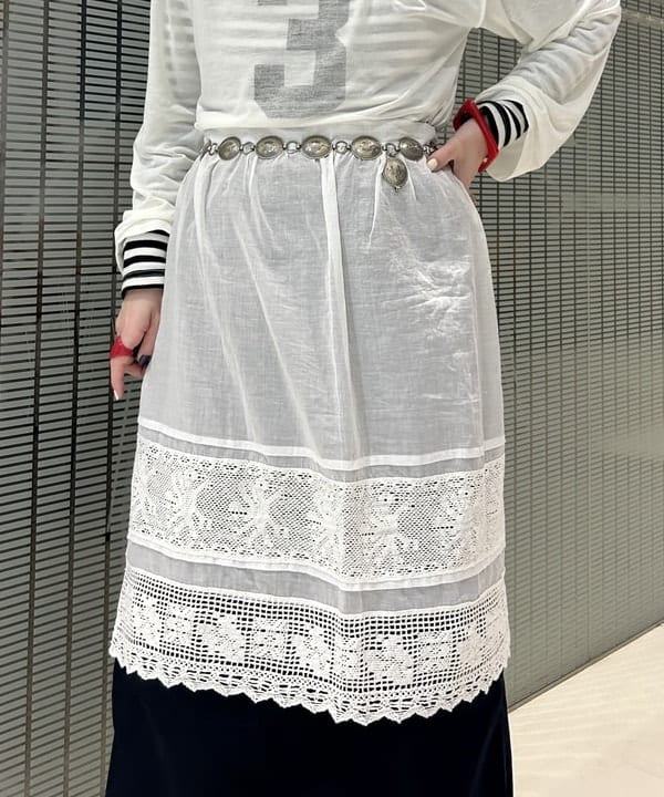 清水 彩乃さんの「BEAMS WOMEN｜ダブルニー タイト スカート」を使ったコーディネート