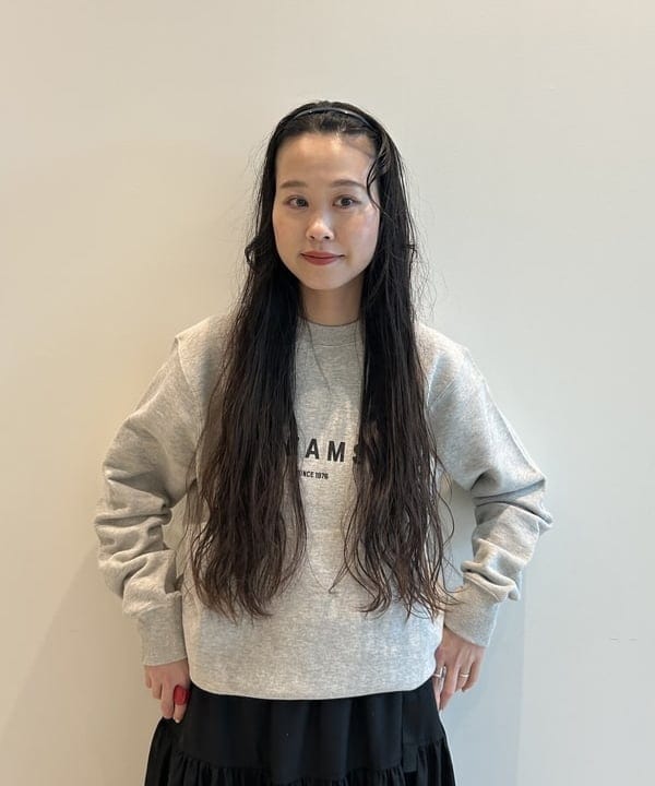清水 彩乃さんの「BEAMS WOMEN｜BEAMS クルーネック スウェット」を使ったコーディネート