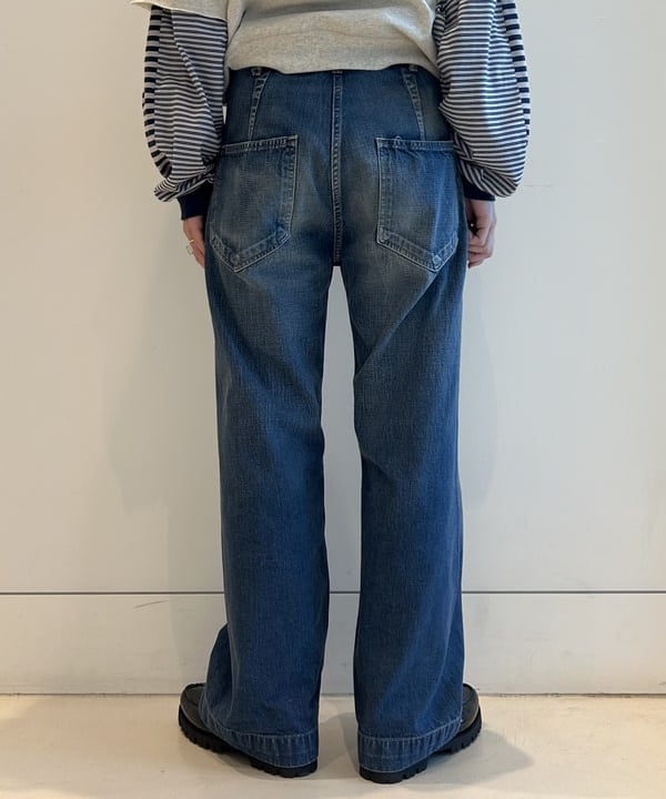 清水 彩乃さんの「BEAMS WOMEN｜スウィッチ ボーダー ロングスリーブ」を使ったコーディネート