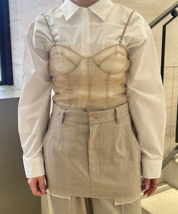 ナカノ アイさんの「BEAMS WOMEN｜レイヤード ヘム クロップド シャツ」を使ったコーディネート