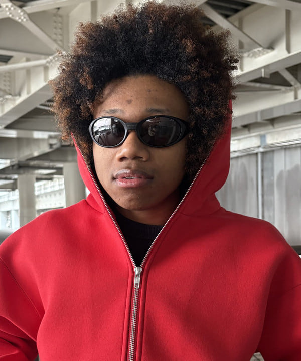 NADEL ナデールさんの「BEAMS WOMEN｜フルフェイス ジップアップ フーディ 【ワイドショートフィット】」を使ったコーディネート