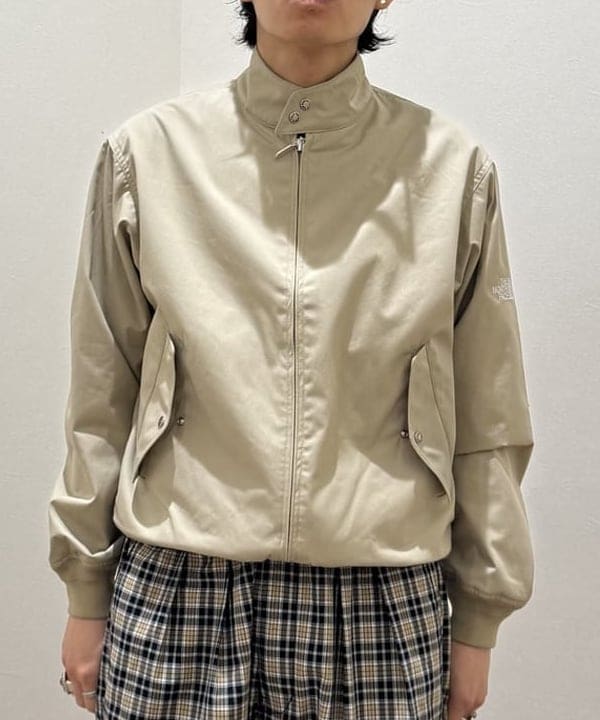 配島 孝明さんの「BEAMS WOMEN｜チェック ワイド イージーパンツ【ワイドストレートフィット】」を使ったコーディネート