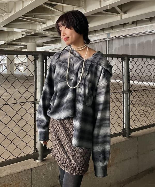 みやさかさんの「BEAMS WOMEN｜ARC'TERYX / Granville Crossbody Bag」を使ったコーディネート