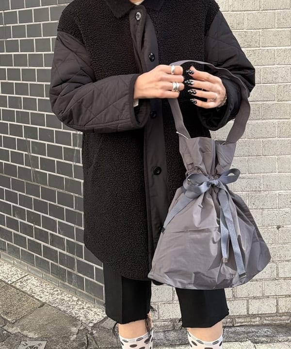 れいなさんの「BEAMS WOMEN｜ボア キルト リバーシブル コート」を使ったコーディネート