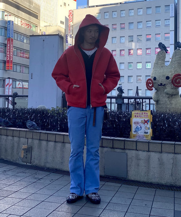 植木 竜也さんの「BEAMS WOMEN｜フルフェイス ジップアップ フーディ 【ワイドショートフィット】」を使ったコーディネート