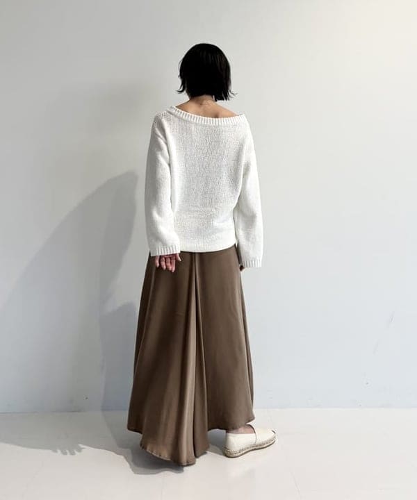 AONO SHIKAMAさんの「BEAMS WOMEN｜コットン ローゲージ ロングスリーブ プルオーバー」を使ったコーディネート