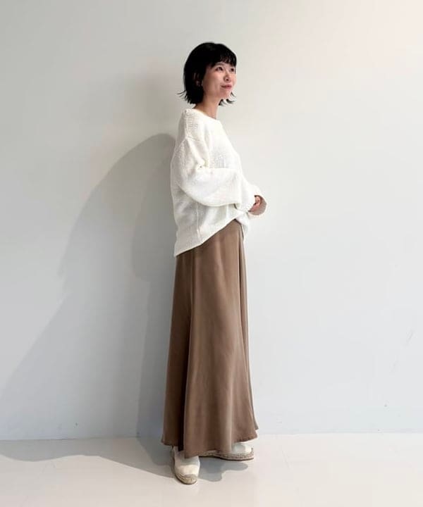 AONO SHIKAMAさんの「BEAMS WOMEN｜コットン ローゲージ ロングスリーブ プルオーバー」を使ったコーディネート