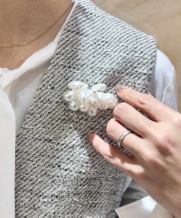 AONO SHIKAMAさんの「BEAMS WOMEN｜コットン リボンタイ シャツ」を使ったコーディネート