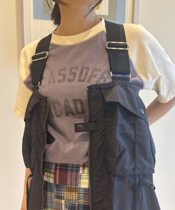 ナガオカ サキさんの「BEAMS WOMEN｜ナイロン フィッシング ベスト アレンジ ワンピース」を使ったコーディネート