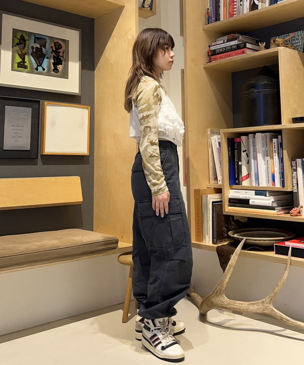 ナツハさんの「BEAMS WOMEN｜リップストップ ミリタリー パンツ」を使ったコーディネート