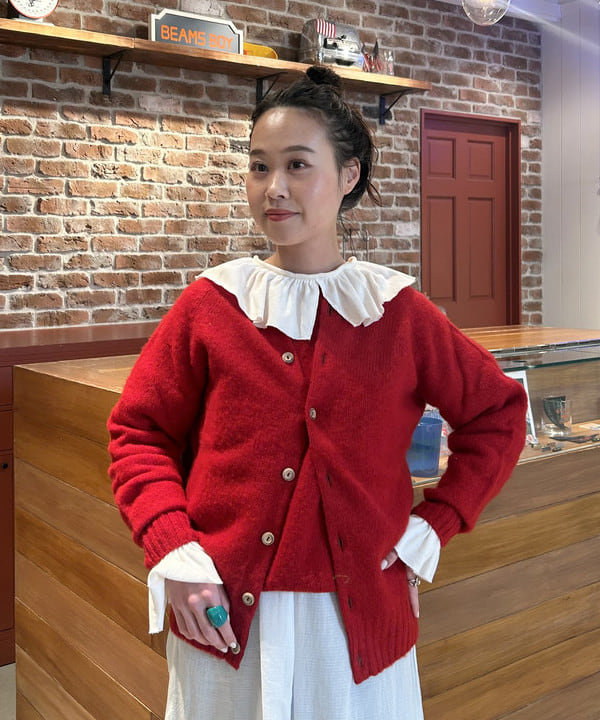 清水 彩乃さんの「BEAMS WOMEN｜ユーロ ヴィンテージ フリル スカート」を使ったコーディネート