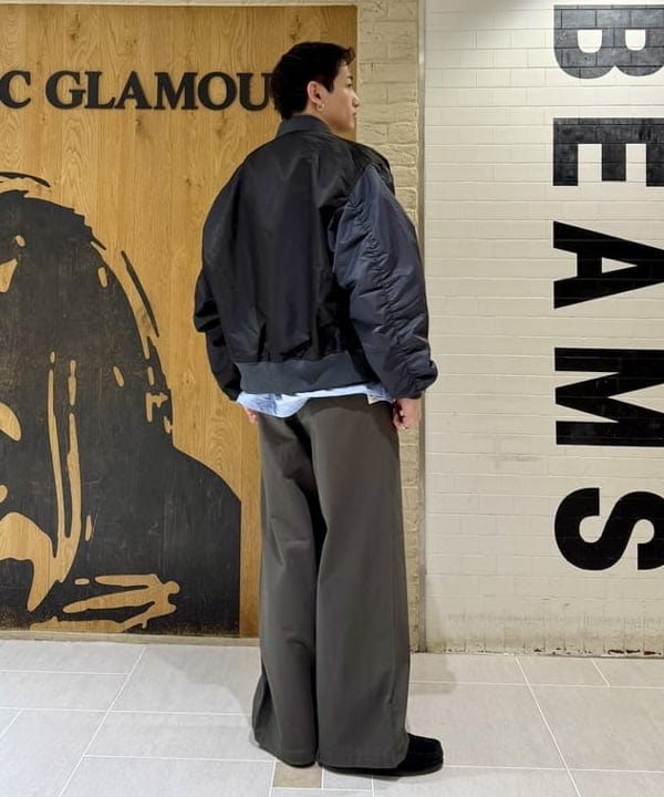 藤井 倖輝さんの「BEAMS WOMEN｜【ワイドフィット】クレイジー MA-1」を使ったコーディネート