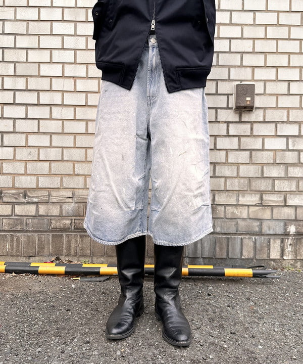 なるみさんの「ワイドストレート クォーターレングス ペインターデニム」を使ったコーディネート