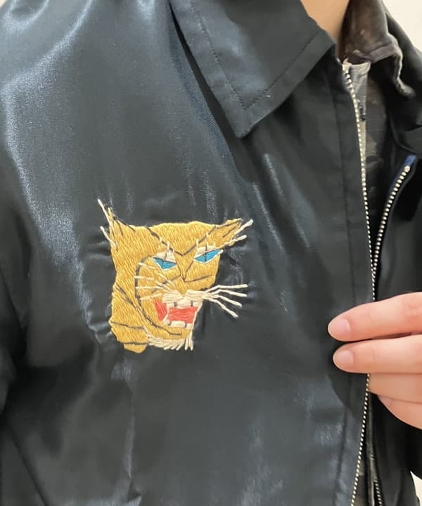 赤羽 花さんの「BEAMS WOMEN｜リップストップ ミリタリー ブルゾン」を使ったコーディネート