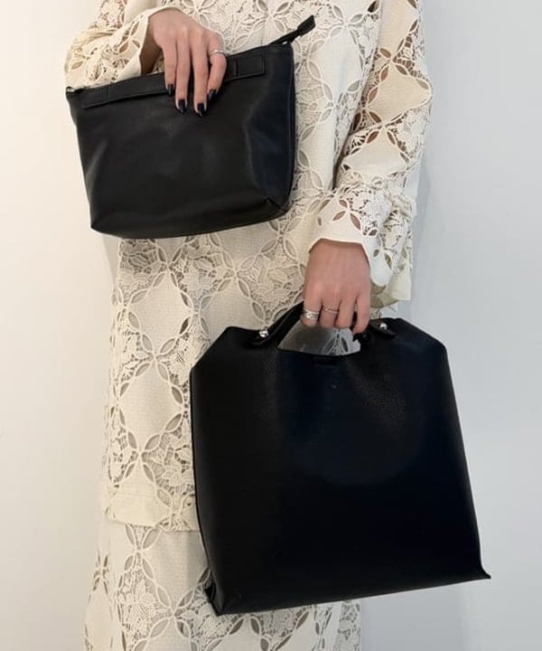 松本 佳菜子さんの「BEAMS WOMEN｜レース ベルカフス ロングスリーブ ワンピース」を使ったコーディネート