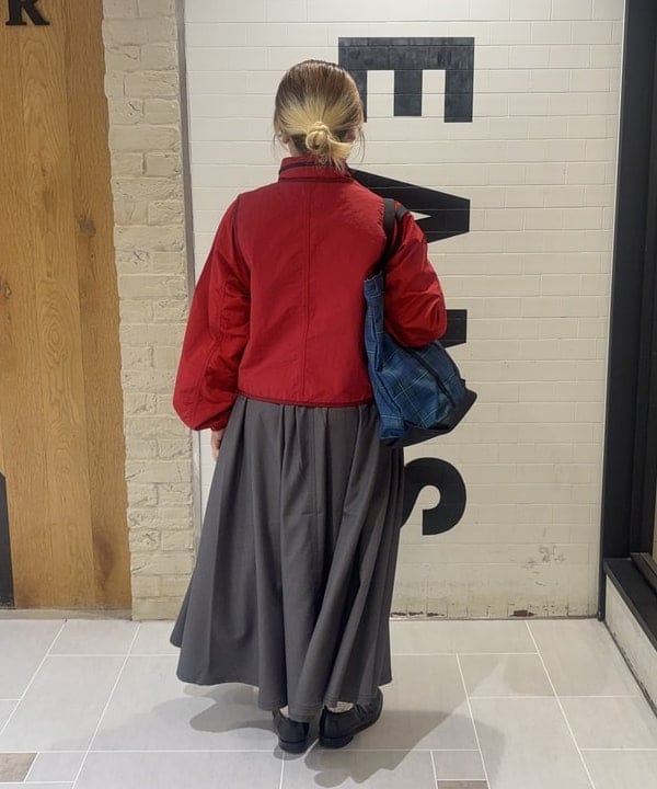 大石彩可さんの「BEAMS WOMEN｜【別注】GREGORY / VINTAGE SIMPLE TOTE CHECK」を使ったコーディネート