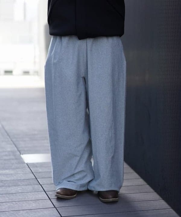 寺田 昌容さんの「BEAMS WOMEN｜【別注】Champion / フェイク レイヤード ロングスリーブ Tシャツ」を使ったコーディネート