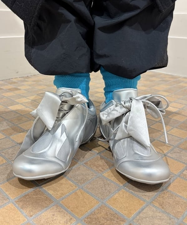 まゆちゃんさんの「BEAMS WOMEN｜スタンドカラー シングル コート」を使ったコーディネート