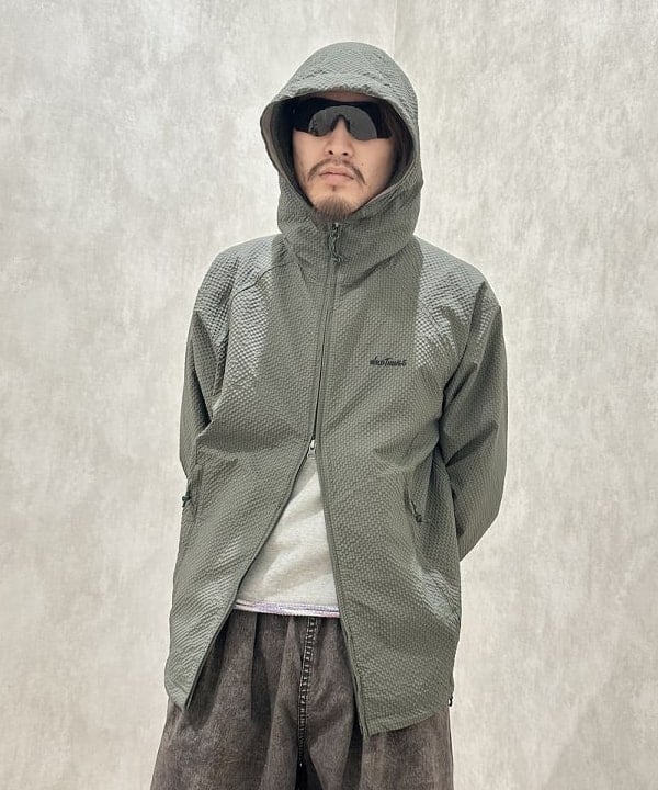 吉田 洸輝さんの「BEAMS WOMEN｜フェード バルーンパンツ 【ワイドストレートフィット】」を使ったコーディネート