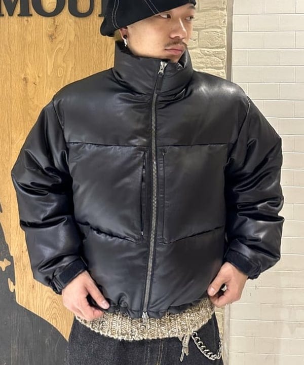 三宅 雄平さんの「BEAMS WOMEN｜レザーライク ダウン ブルゾン」を使ったコーディネート