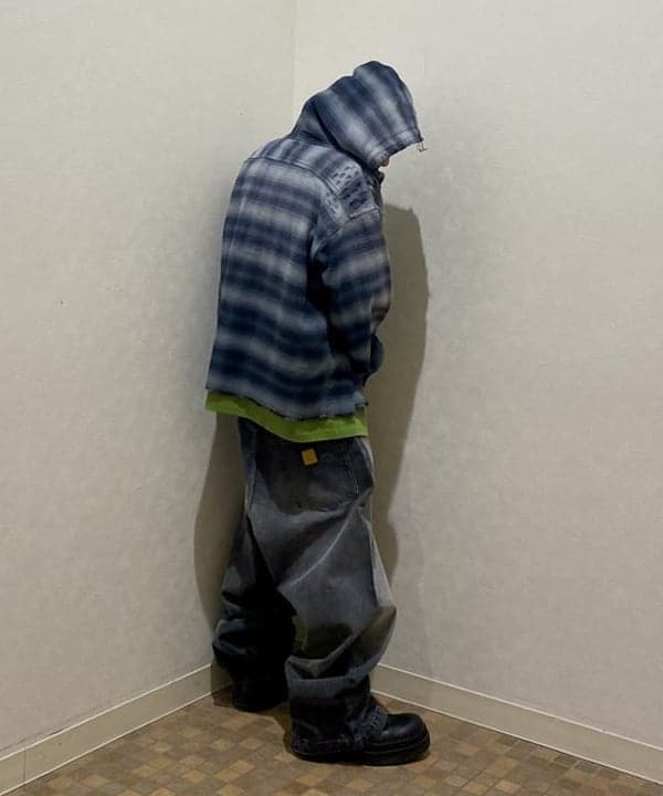 はるひむさんの「BEAMS WOMEN｜ワイドストレート バルーン デニムパンツ」を使ったコーディネート