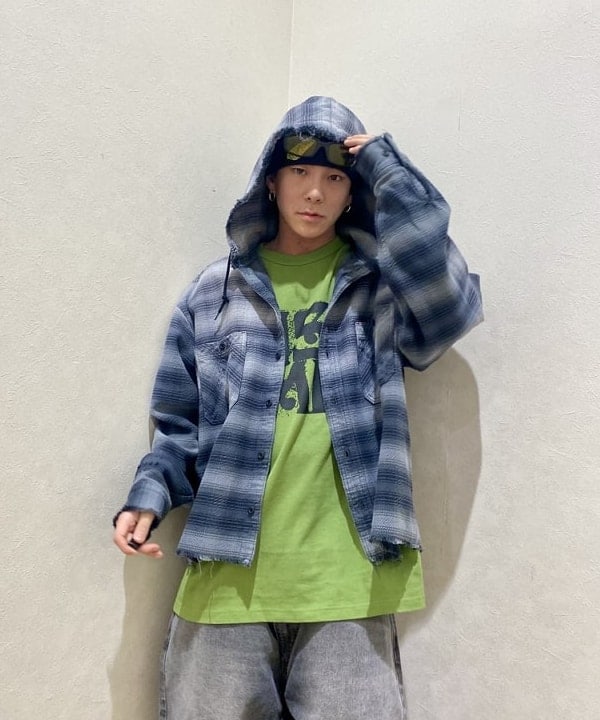 はるひむさんの「BEAMS WOMEN｜ワイドストレート バルーン デニムパンツ」を使ったコーディネート