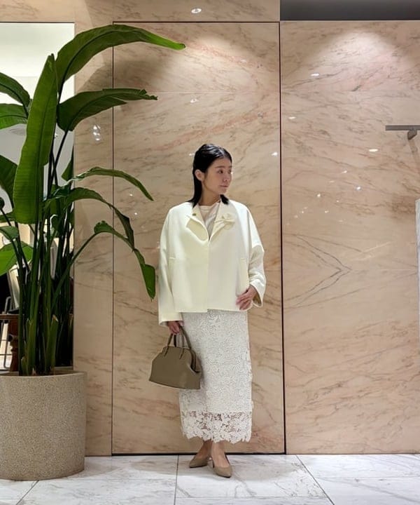 小笠原 楓さんの「BEAMS WOMEN｜カラー リリーハーフ コート＊」を使ったコーディネート