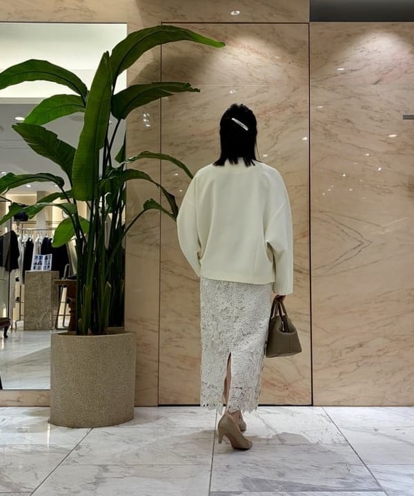 小笠原 楓さんの「BEAMS WOMEN｜カラー リリーハーフ コート＊」を使ったコーディネート